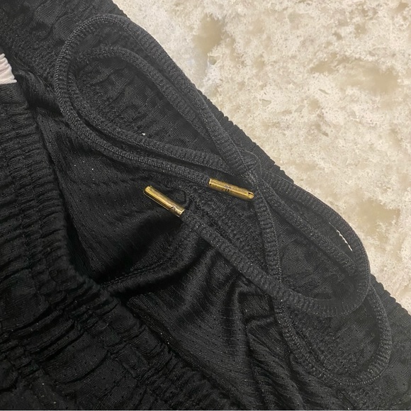 2/$10 Under Armour Boys Athletic Shorts Black Size S - Picture 4 of 5